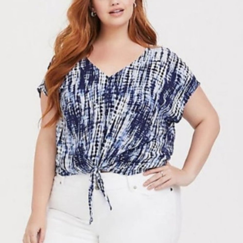 TORRID Blue Tie Dye Challis Tie Front Blouse
